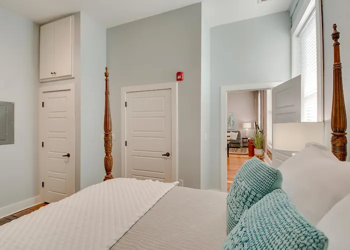 Downtown Hot Springs Condo - Walk To Restaurants!