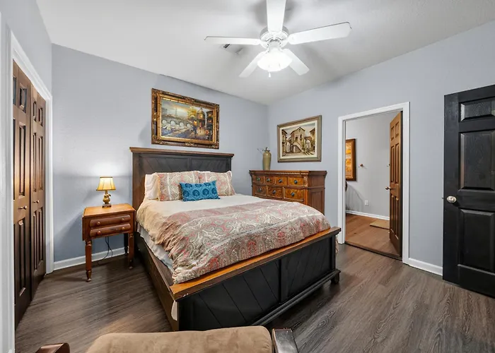 Brooklynns Bay Newly Redesigned Lakefront Retreat