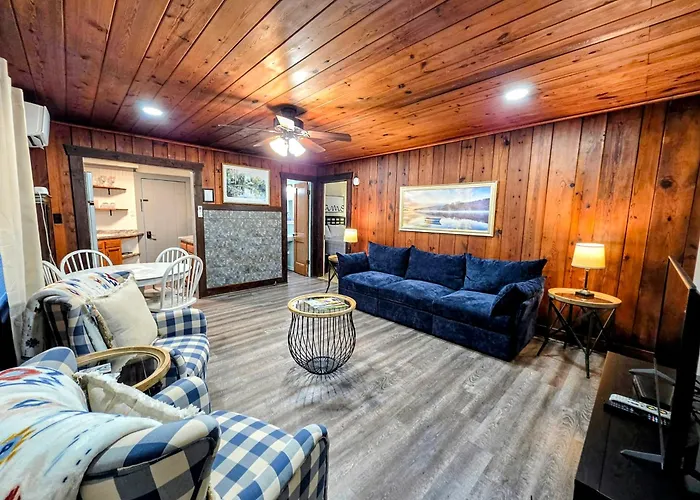Edgewater Resort Cottage #1